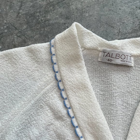 🎆🎇3fro$9 Women’s vintage blouse- white with blue trim- Size M - Picture 6 of 13